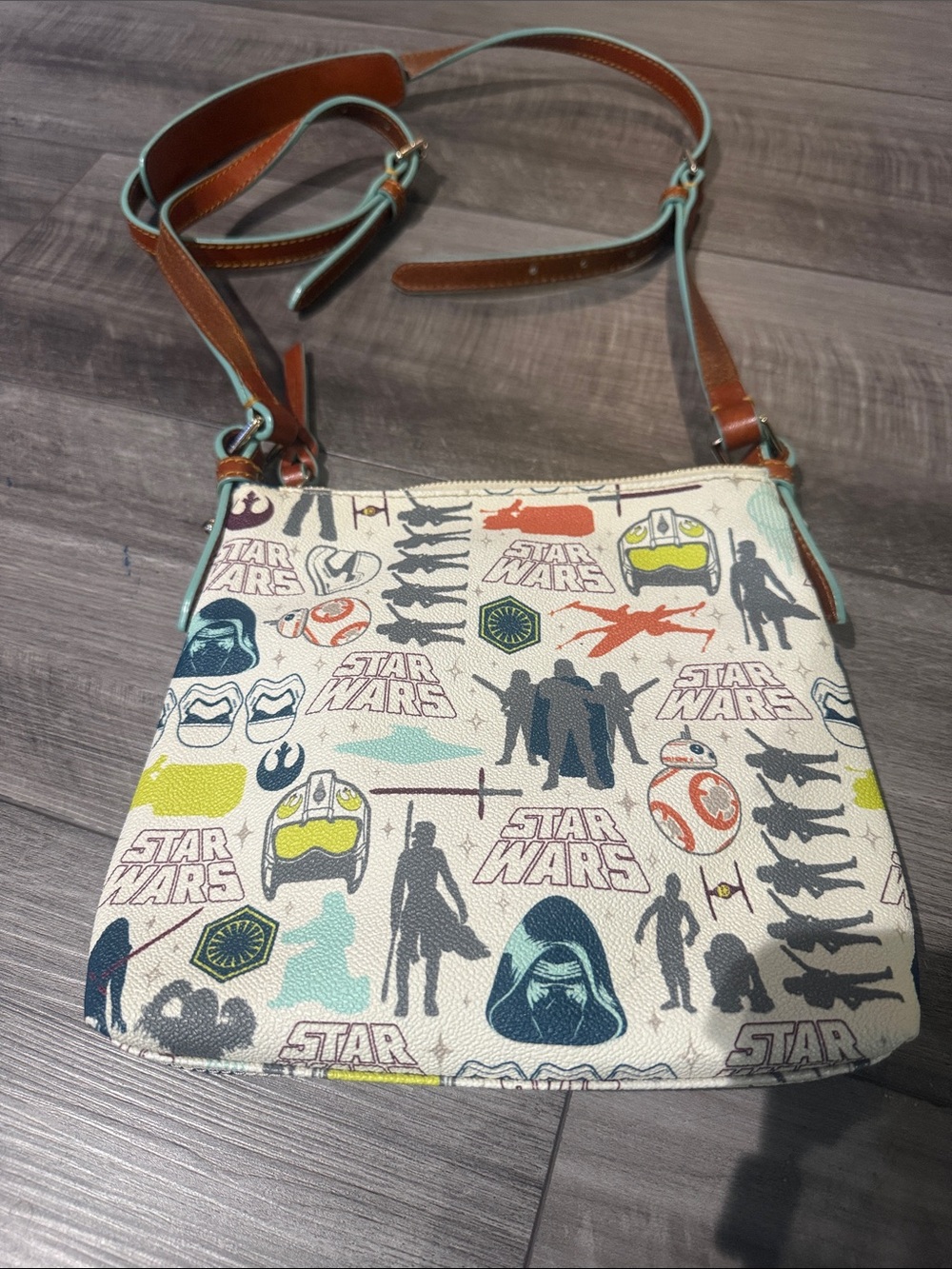 Dooney & Bourke Multicolor Star Wars Canvas Crossbody with Tan Leather Trim - Picture 3 of 4